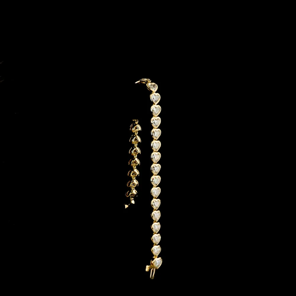 14K Yellow Gold Heart Shaped Lab Diamond Tennis Bracelet with East-West Bezel Setting - 13.04 Carat Total Weight - Covaloro Fine Jewelry - Image 3