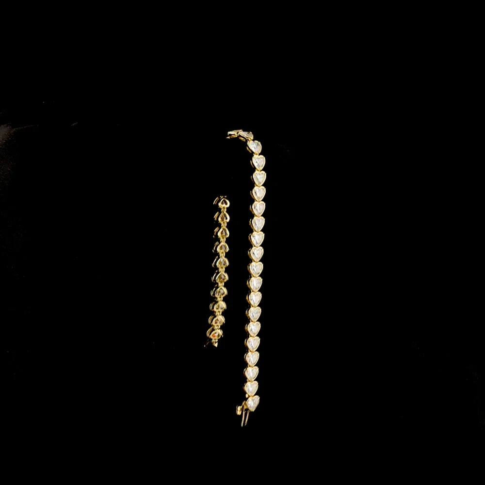 14K Yellow Gold Heart Shaped Tennis Bracelet with East-West Set Lab-Grown Diamonds - 11.30 Carat Total Diamond Weight, E-F Color VS1 Clarity - Covaloro Fine Jewelry - Image 3