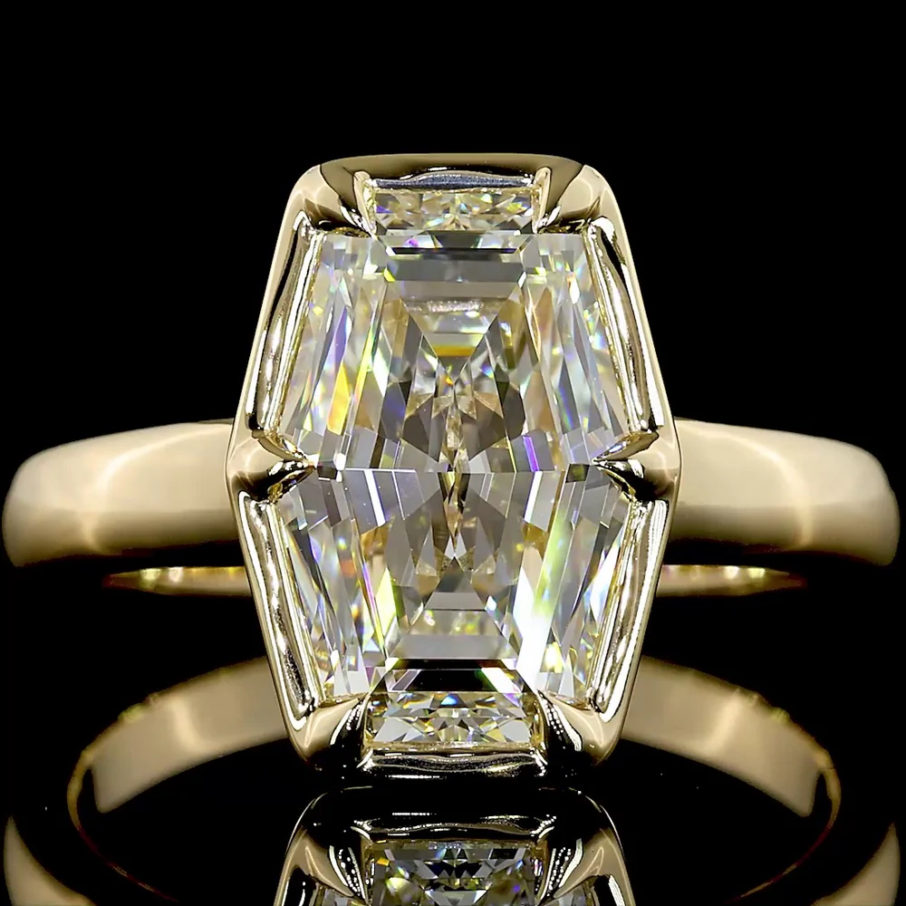 14K Yellow Gold Lozenge Step Cut Solitaire Ring with E-F VS1 Lab Diamond - 3.10 Carat Total Weight - Covaloro Fine Jewelry - Image 2