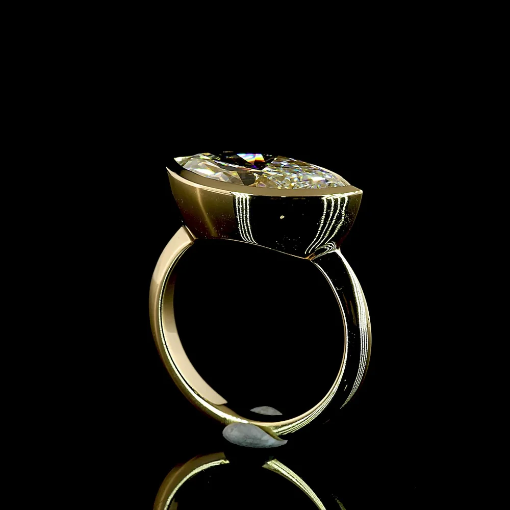 14K Yellow Gold Marquise Cut Lab Diamond Solitaire Ring with East-West Bezel Setting - 4.16 Carat Total Diamond Weight, E-F Color, VVS2 Clarity, IGI Certified - Covaloro Fine Jewelry - Image 3
