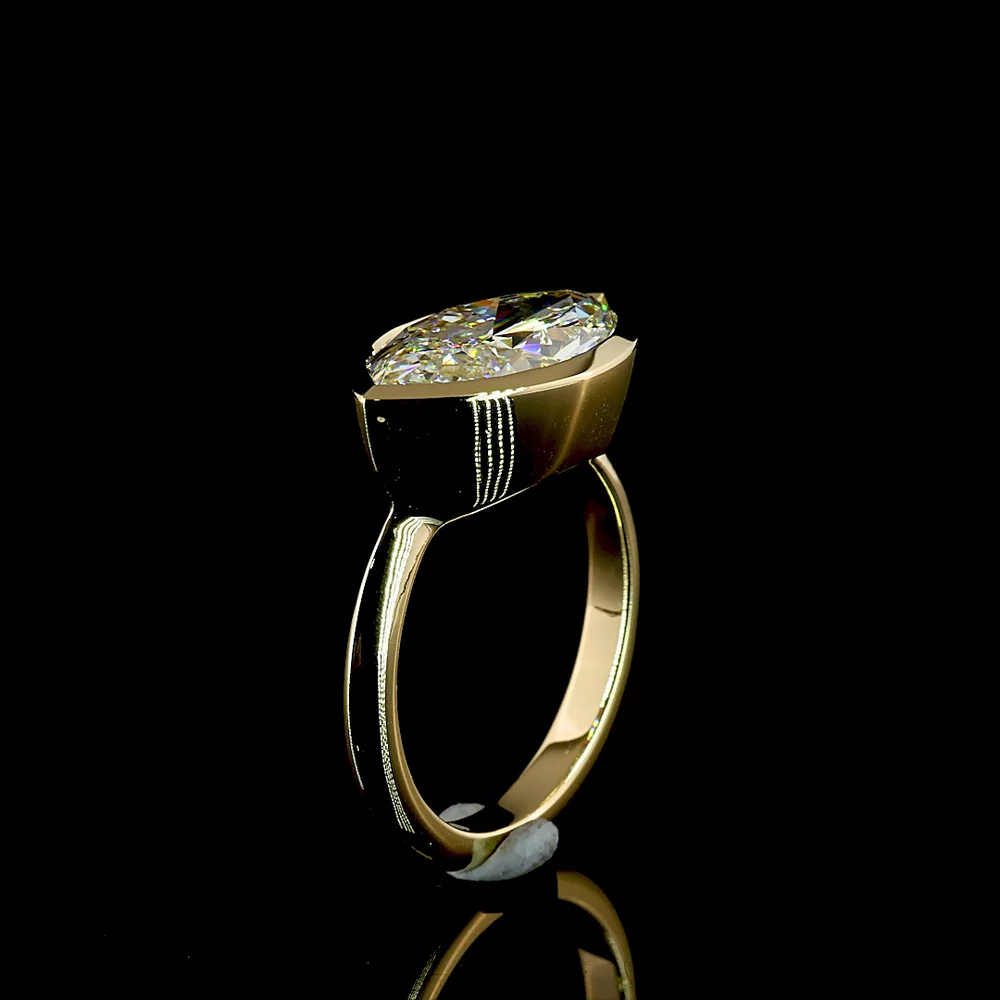 14K Yellow Gold Marquise Cut Lab Diamond Solitaire Ring with East-West Bezel Setting - 4.16 Carat Total Diamond Weight, E-F Color, VVS2 Clarity, IGI Certified - Covaloro Fine Jewelry - Image 4