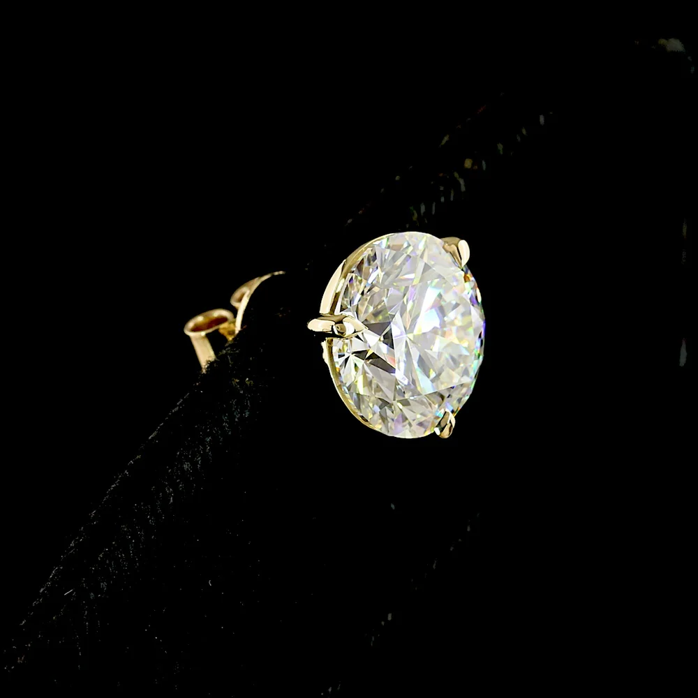 14K Yellow Gold Martini Setting Round Lab Diamond Stud Earrings - 7.01 Carat Total Weight, D VVS2 Clarity, IGI Certified - Covaloro Fine Jewelry - Image 4