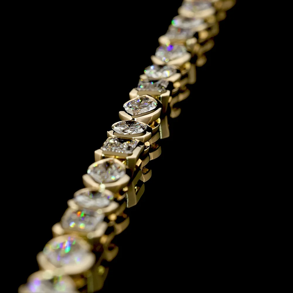14K Yellow Gold Mixed Shape Tennis Necklace with Bezel-Set Emerald, Oval, and Marquise Natural Diamonds - 17.69 Carat Total Diamond Weight (E-F Color, VS Clarity) - Covaloro Fine Jewelry - Image 4