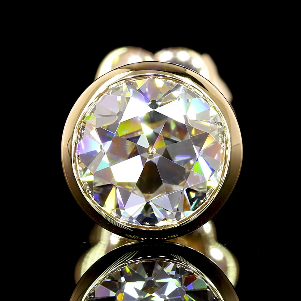 14K Yellow Gold Old European Cut Lab Diamond Stud Earrings with Bezel Setting - 2.03 Carat Total Weight, D Color VS1 Clarity - Covaloro Fine Jewelry - Image 2