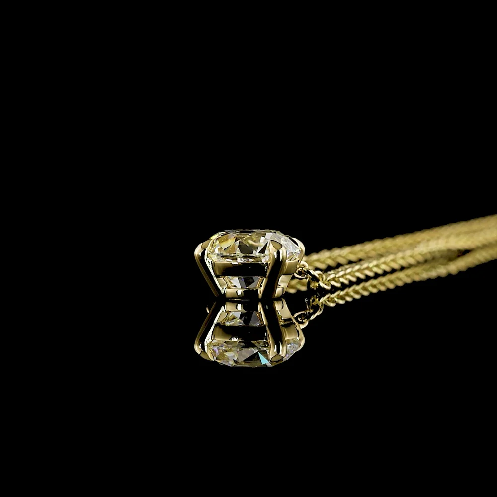 14K Yellow Gold Old European Cut Solitaire Pendant with 2.19 Carat Lab Diamond (E-F Color, VS1 Clarity) - GIA Certified - Covaloro Fine Jewelry - Image 3