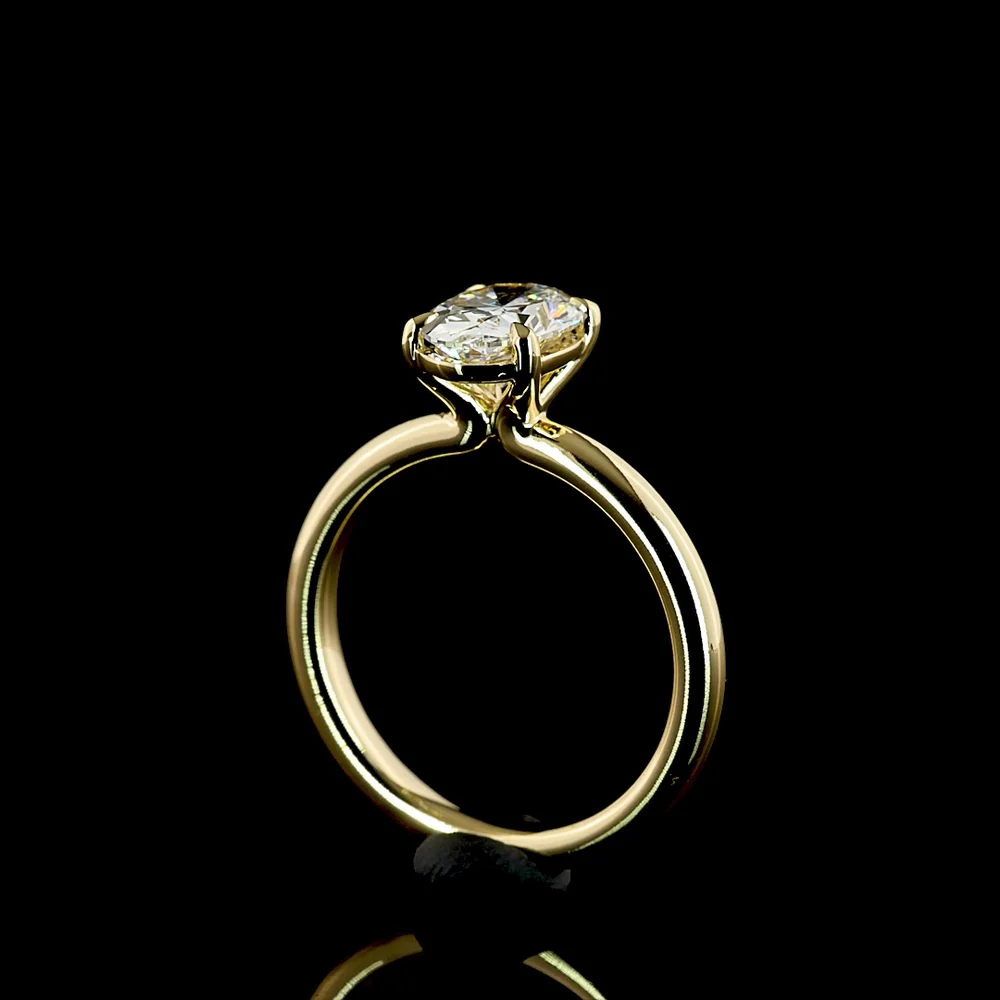 14K Yellow Gold Oval Cut Lab Diamond Solitaire Ring - 1.50 Carat E-F VVS2 IGI Certified - Covaloro Fine Jewelry - Image 3