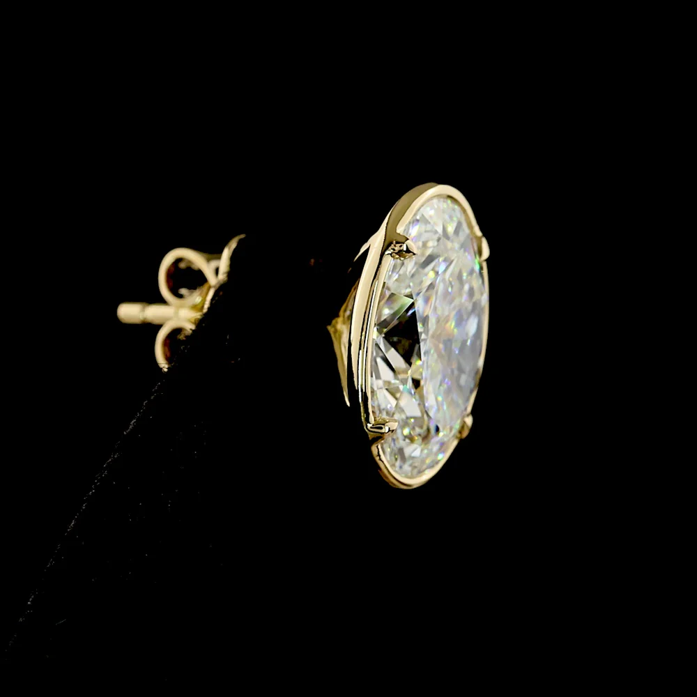 14K Yellow Gold Oval Cut Lab Diamond Stud Earrings - 5.04 Total Carat Weight with E-F Color and VVS2 Clarity - Covaloro Fine Jewelry - Image 4