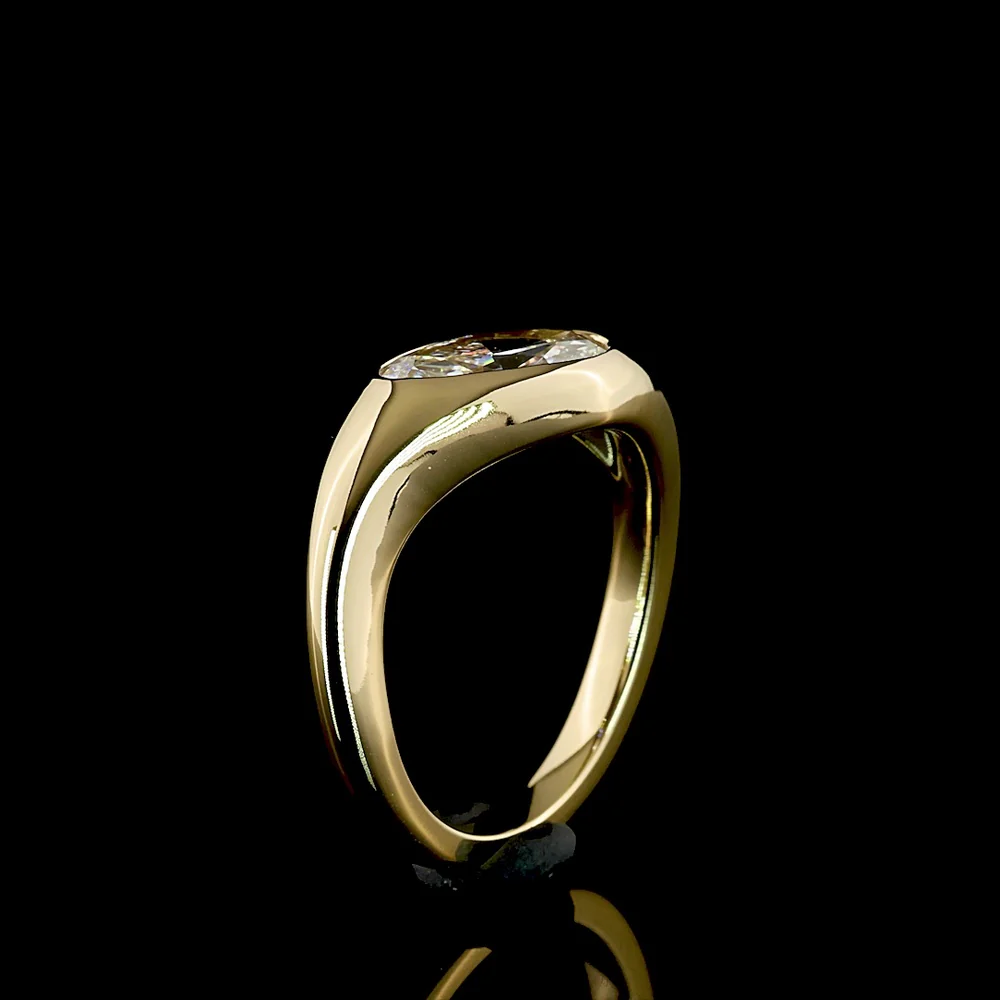 14K Yellow Gold Oval Solitaire Ring with 1.06 Carat Flush Set Lab Diamond - E-F Color, VS1 Clarity - Covaloro Fine Jewelry - Image 4