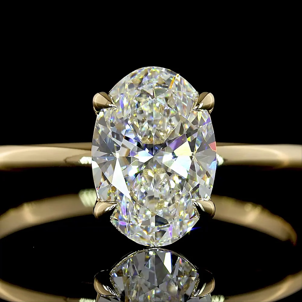 14K Yellow Gold Oval Solitaire Ring with 1.52 Carat Lab-Grown D VVS2 Diamond in Four-Prong Setting - IGI Certified - Covaloro Fine Jewelry - Image 2