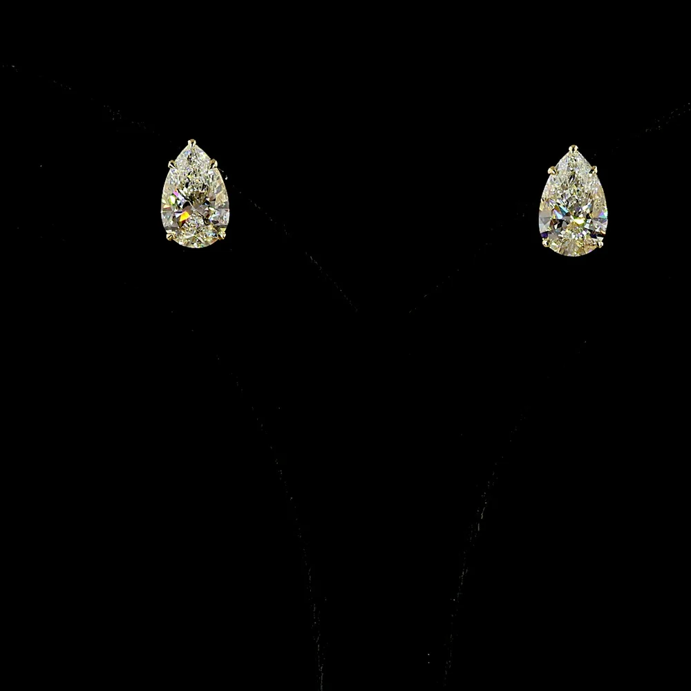 14K Yellow Gold Pear Shape Diamond Stud Earrings with North-South Prong Set Lab Diamonds - 5.04 Carat Total Weight (D-VVS2, IGI Certified) - Covaloro Fine Jewelry