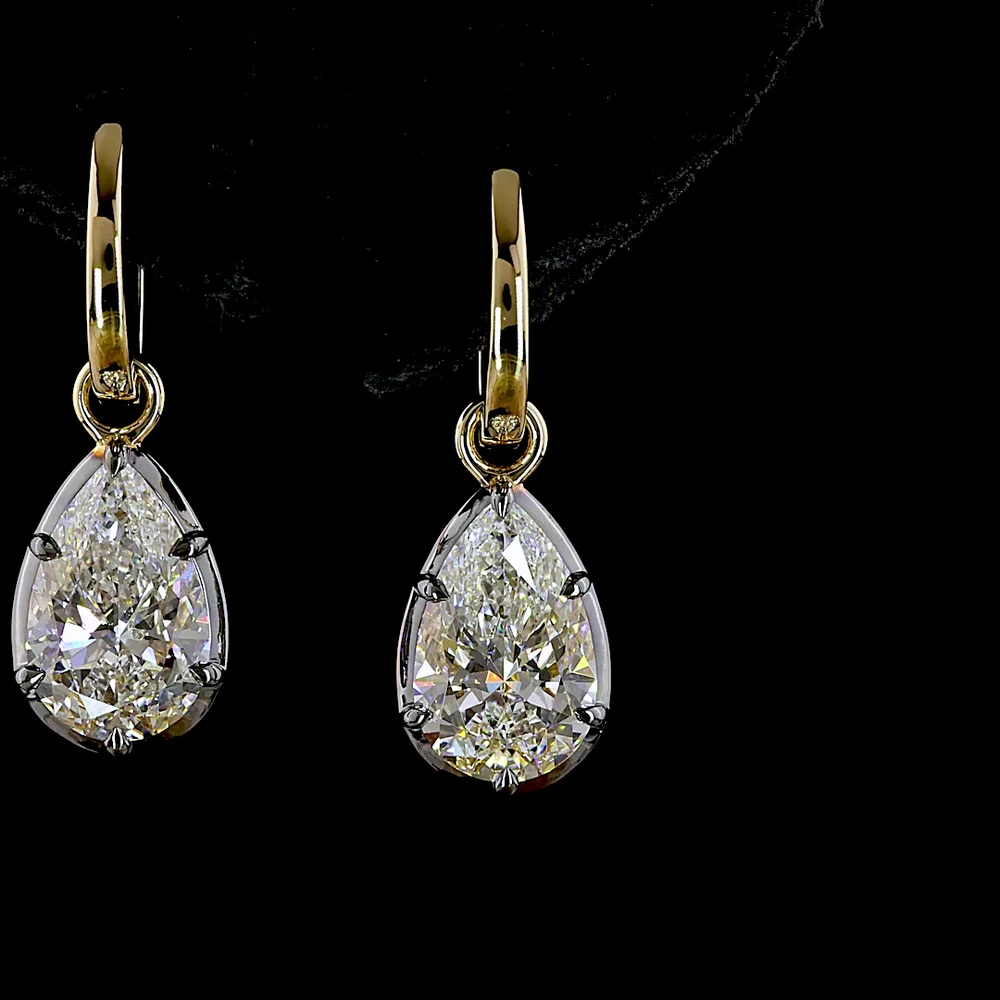 14K Yellow Gold Pear-Shape Hanging Drop Earrings with 4.03 Carat Total Weight Lab-Grown E-F VS1 Diamonds (2.03 Carats and 2.00 Carats Stones) - Covaloro Fine Jewelry - Image 2