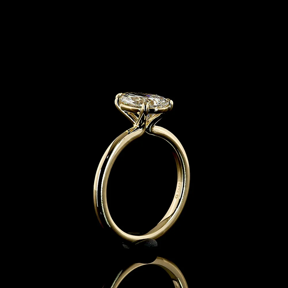 14K Yellow Gold Pear Shape Solitaire Ring with 2.00 Carat Lab-Grown Diamond - IGI Certified E-F VVS2 - Covaloro Fine Jewelry - Image 4