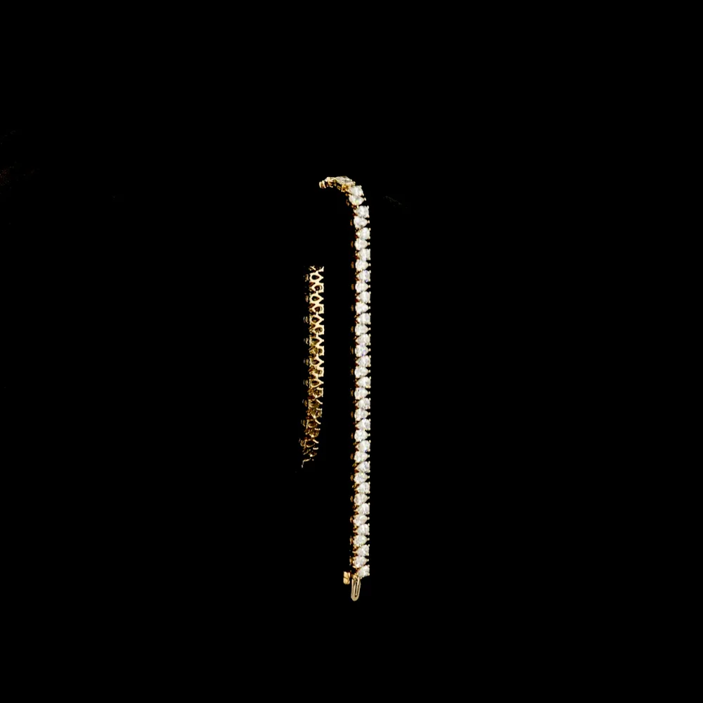 14K Yellow Gold Pear Shape Tennis Bracelet with North-South Prong Set Lab Diamonds - 7.69 Carat Total Weight - Covaloro Fine Jewelry - Image 3