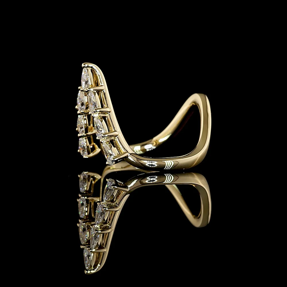 14K Yellow Gold Pear-Shaped Chevron Ring with 7 Prong-Set Lab Diamonds - 0.73 Carat Total Weight, E-F Color VS1 Clarity - Covaloro Fine Jewelry - Image 4