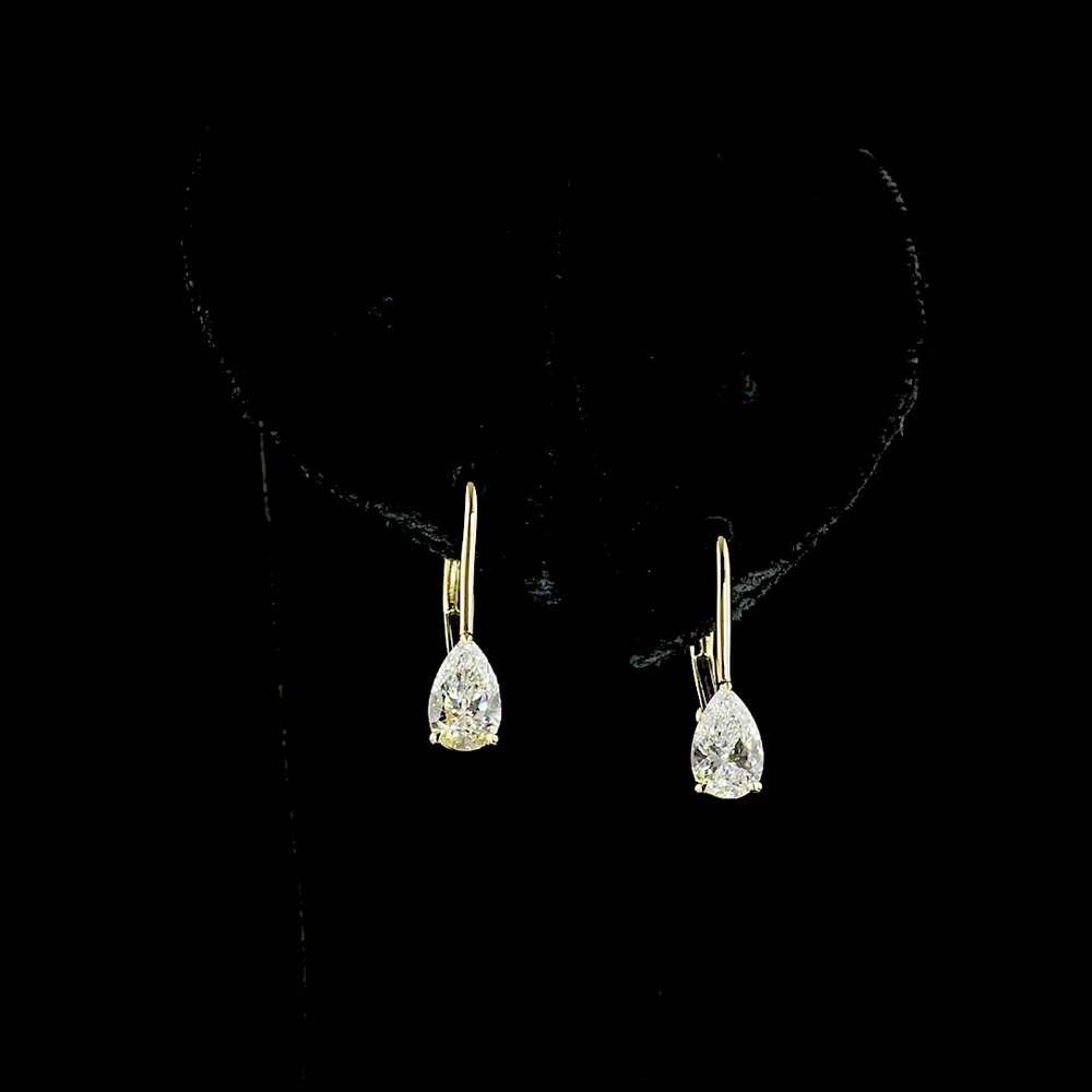 14K Yellow Gold Pear-Shaped Drop Earrings with 1.15 Carat Total Weight Lab Diamonds (E VS1) - Prong Set with Brilliant Cut Accents - Covaloro Fine Jewelry