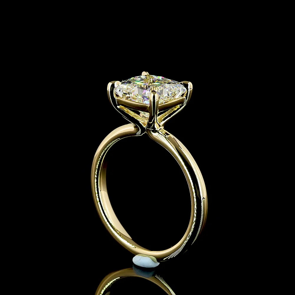 14K Yellow Gold Princess Cut Solitaire Ring with 3.14 Carat Lab-Grown Diamond - E Color VVS2 Clarity IGI Certified - Covaloro Fine Jewelry - Image 3