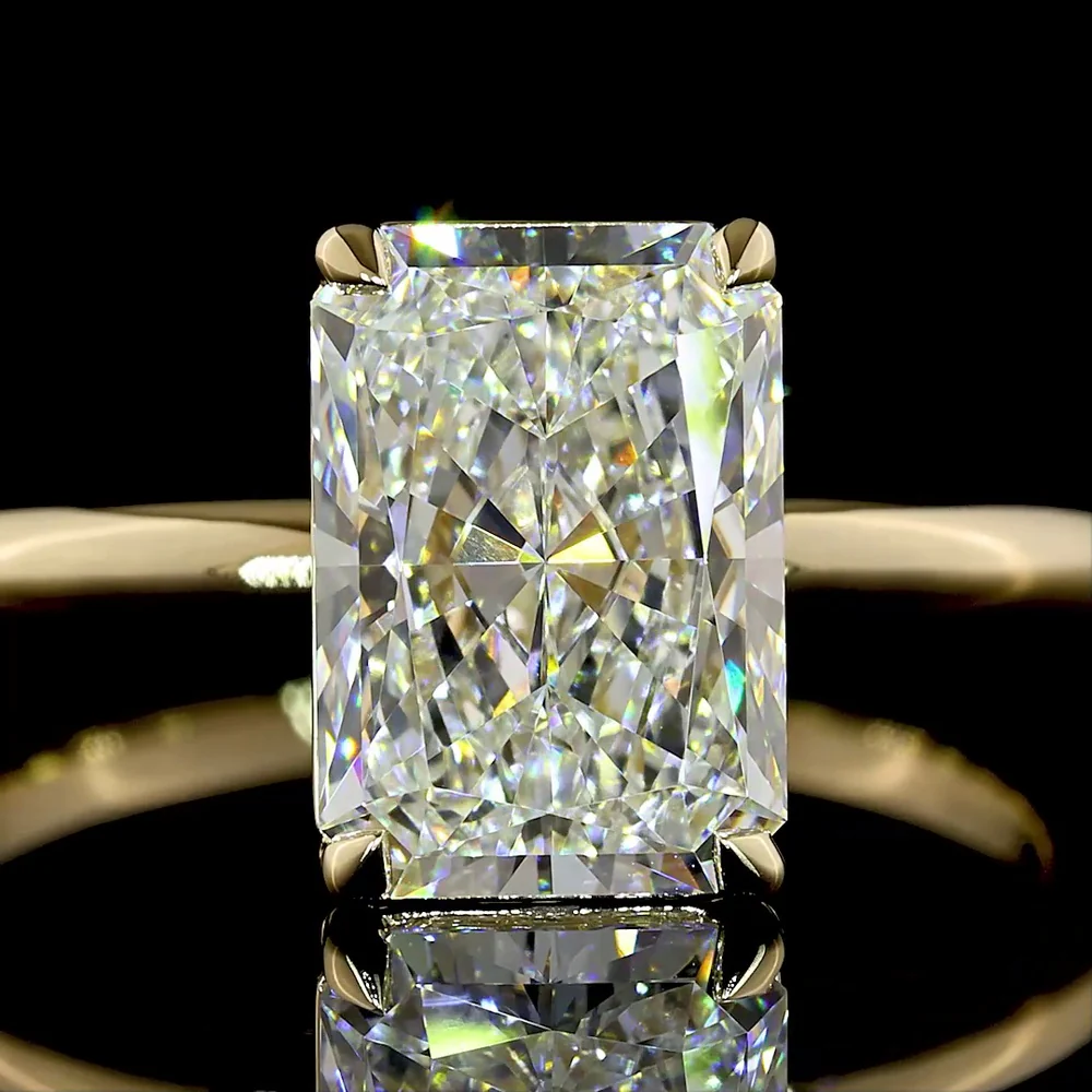 14K Yellow Gold Radiant Cut Lab Diamond Solitaire Ring - 2.68 Carat E VVS2 IGI Certified - Covaloro Fine Jewelry - Image 2
