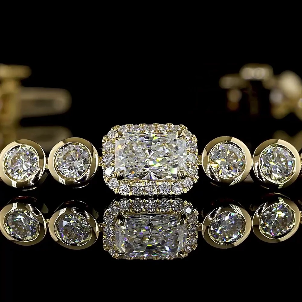 14K Yellow Gold Radiant Cut Tennis Bracelet with East-West Center Diamond and Bezel-Prong Setting - 4.32 Carats Total Lab Diamond Weight - Covaloro Fine Jewelry - Image 2