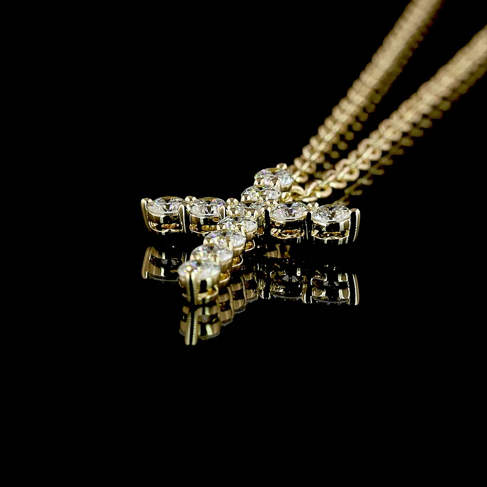 14K Yellow Gold Round Brilliant Cut Lab Diamond Cross Pendant with E-F VS1 Clarity - 0.65 Carat Total Diamond Weight - Covaloro Fine Jewelry - Image 4