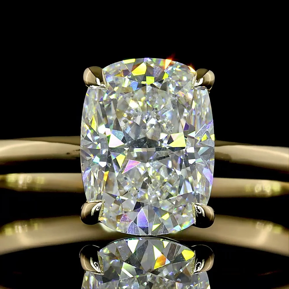 14K Yellow Gold Solitaire Ring with 1.61 Carat Cushion Brilliant Cut Lab Diamond - E-F Color VVS2 Clarity IGI Certified - Covaloro Fine Jewelry - Image 2