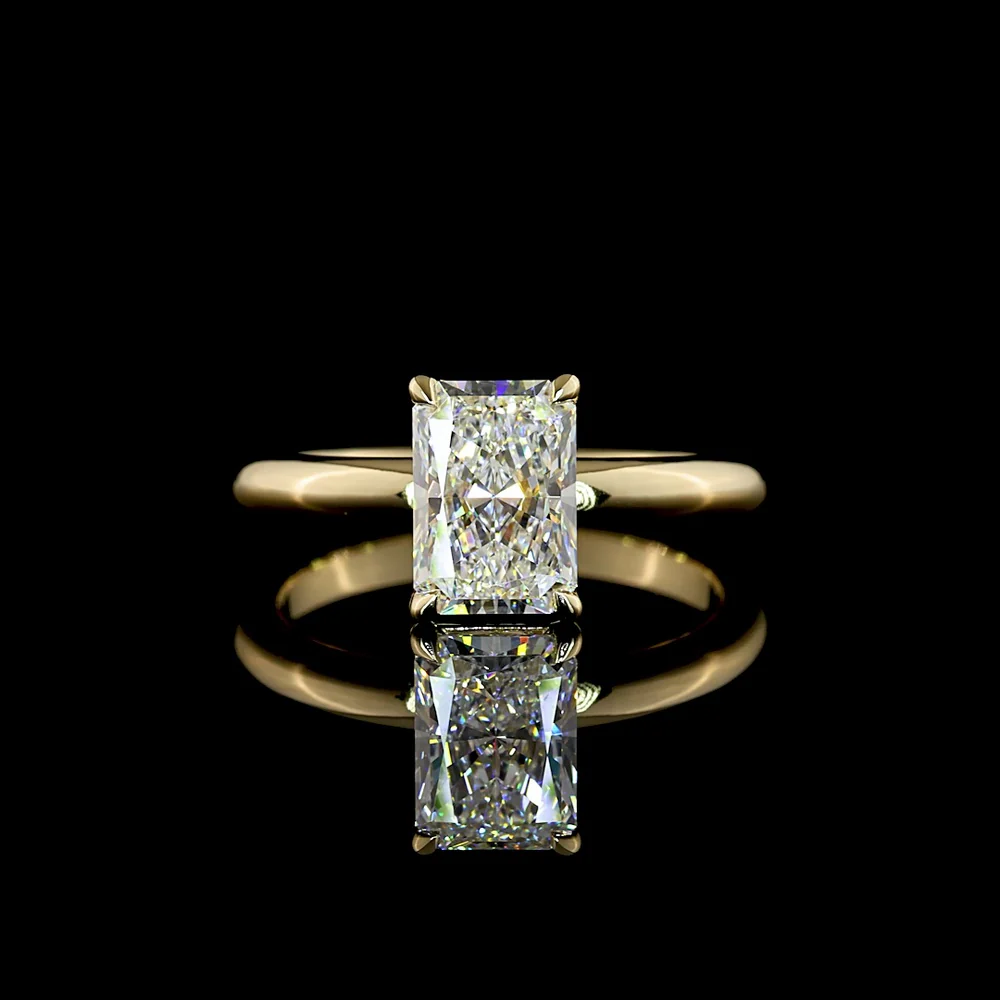 14K Yellow Gold Solitaire Ring with Radiant Cut Lab Diamond - 1.54 Carat E VVS2 IGI Certified - Covaloro Fine Jewelry