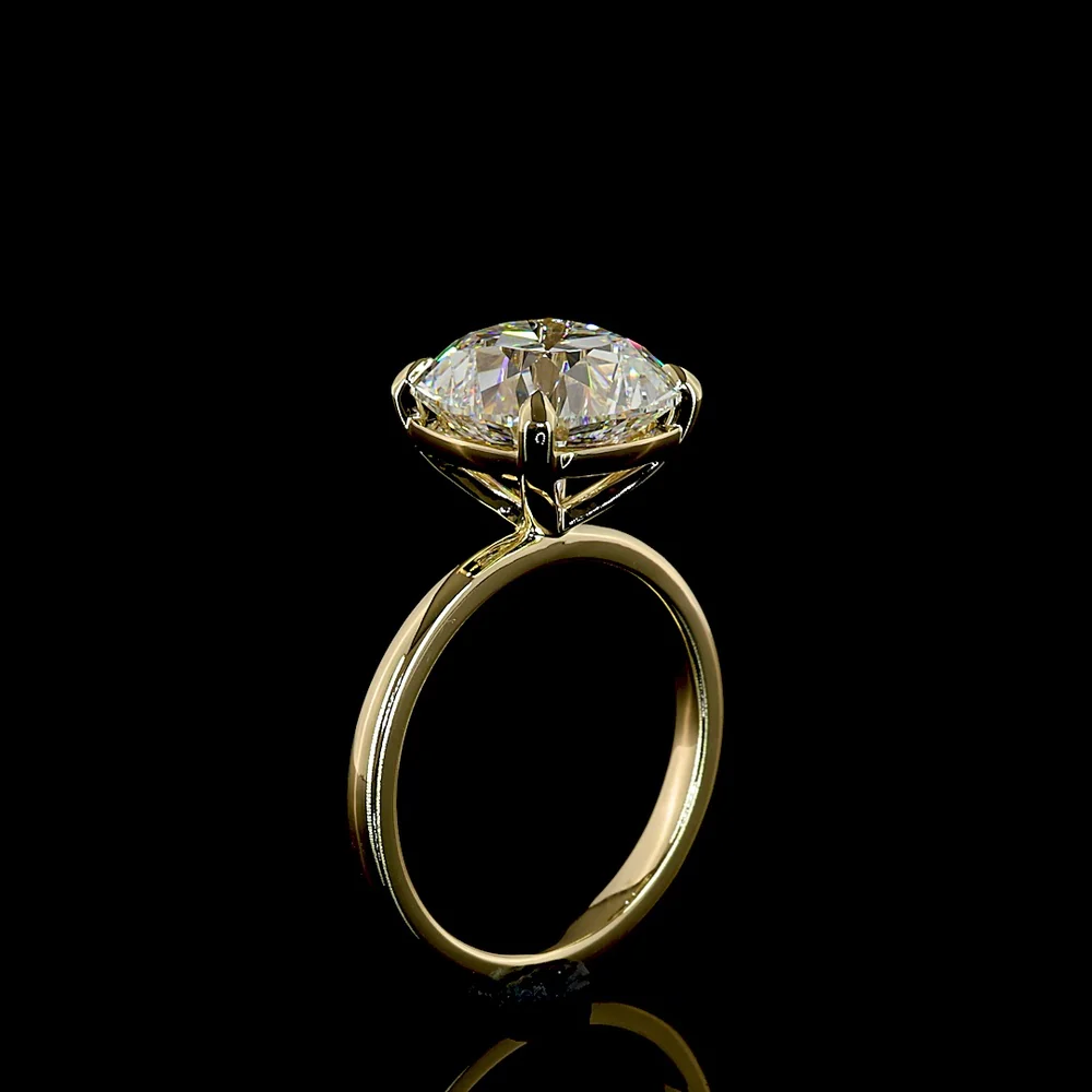 14K Yellow Gold Square Antique Cushion Cut Solitaire Ring with 5.03 Carat E-F VVS2 Lab Diamond - IGI Certified - Covaloro Fine Jewelry - Image 4
