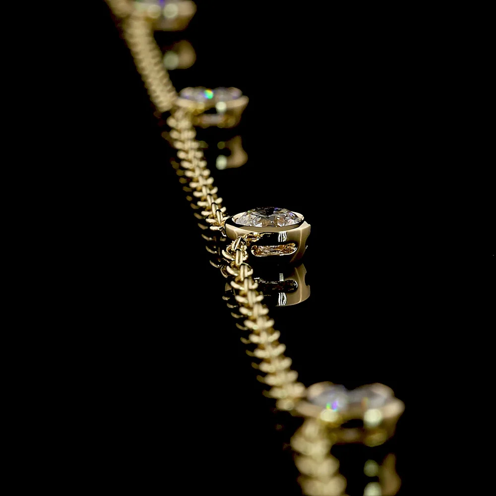14K Yellow Gold Station Necklace with 7 Bezel-Set Round Lab Diamonds - 2.81 Carat Total Weight, E-F Color VS1 Clarity - Covaloro Fine Jewelry - Image 3