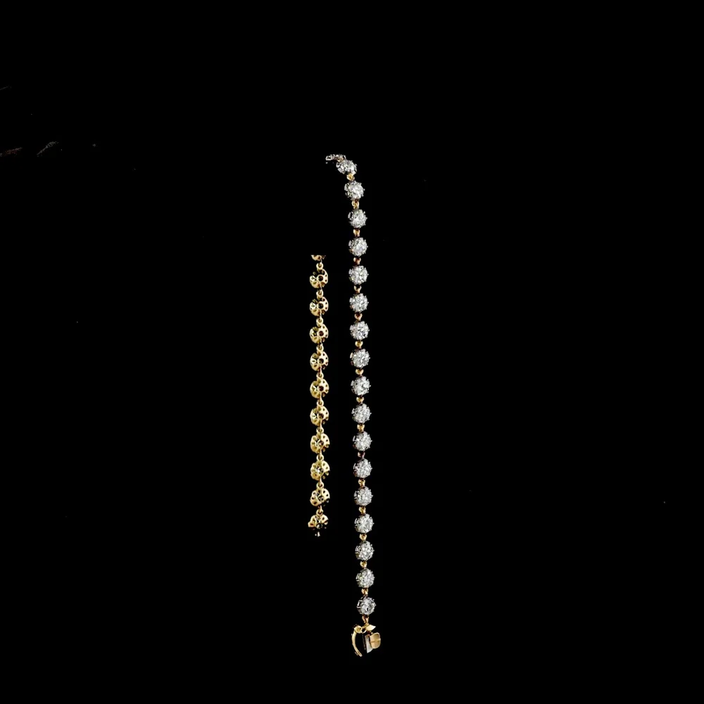 14K Yellow Gold Tennis Bracelet with 30 Prong-&-Bezel Set Round Lab Diamonds - 4.45 Carat Total Weight, E-F Color, VS Clarity - Covaloro Fine Jewelry - Image 3