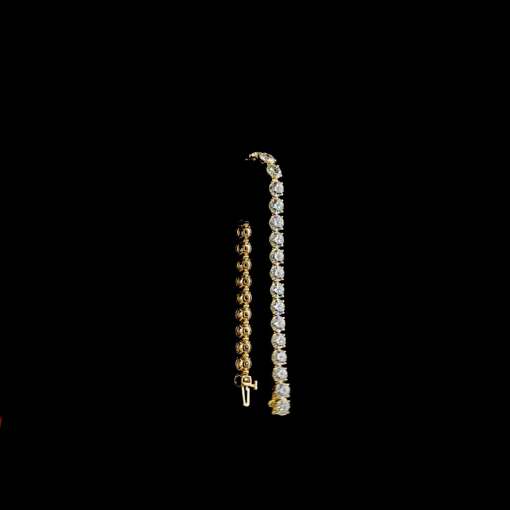14K Yellow Gold Tennis Bracelet with 31 Round Brilliant Lab Diamonds - 15.90 Carat Total Weight, E-F Color VS1 Clarity - Covaloro Fine Jewelry - Image 3