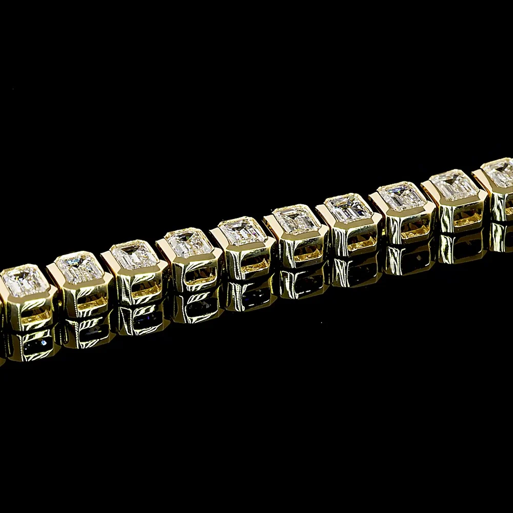 14K Yellow Gold Tennis Bracelet with Bezel Set Emerald Cut Lab Diamonds - 4.12 Carat Total Diamond Weight, 50 Stones - Covaloro Fine Jewelry - Image 4