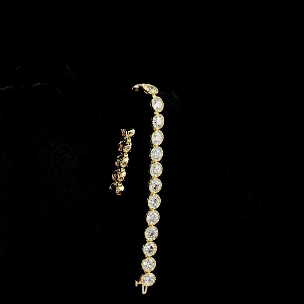 14K Yellow Gold Tennis Bracelet with Bezel-Set Round Brilliant Lab Diamonds - 19.37 Carat Total Weight - Covaloro Fine Jewelry - Image 3