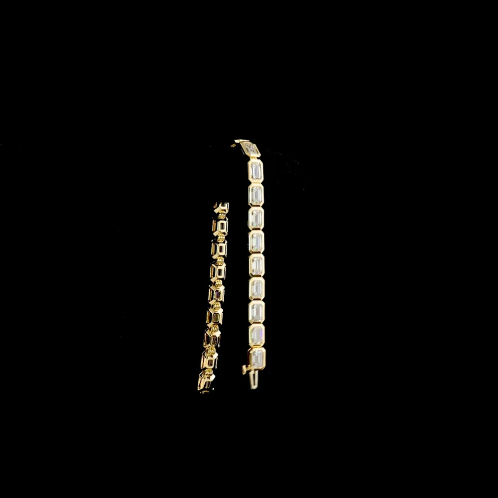 14K Yellow Gold Tennis Bracelet with East-West Bezel Set Emerald Cut Lab Diamonds - 15.74 Carat Total Diamond Weight - Covaloro Fine Jewelry - Image 3