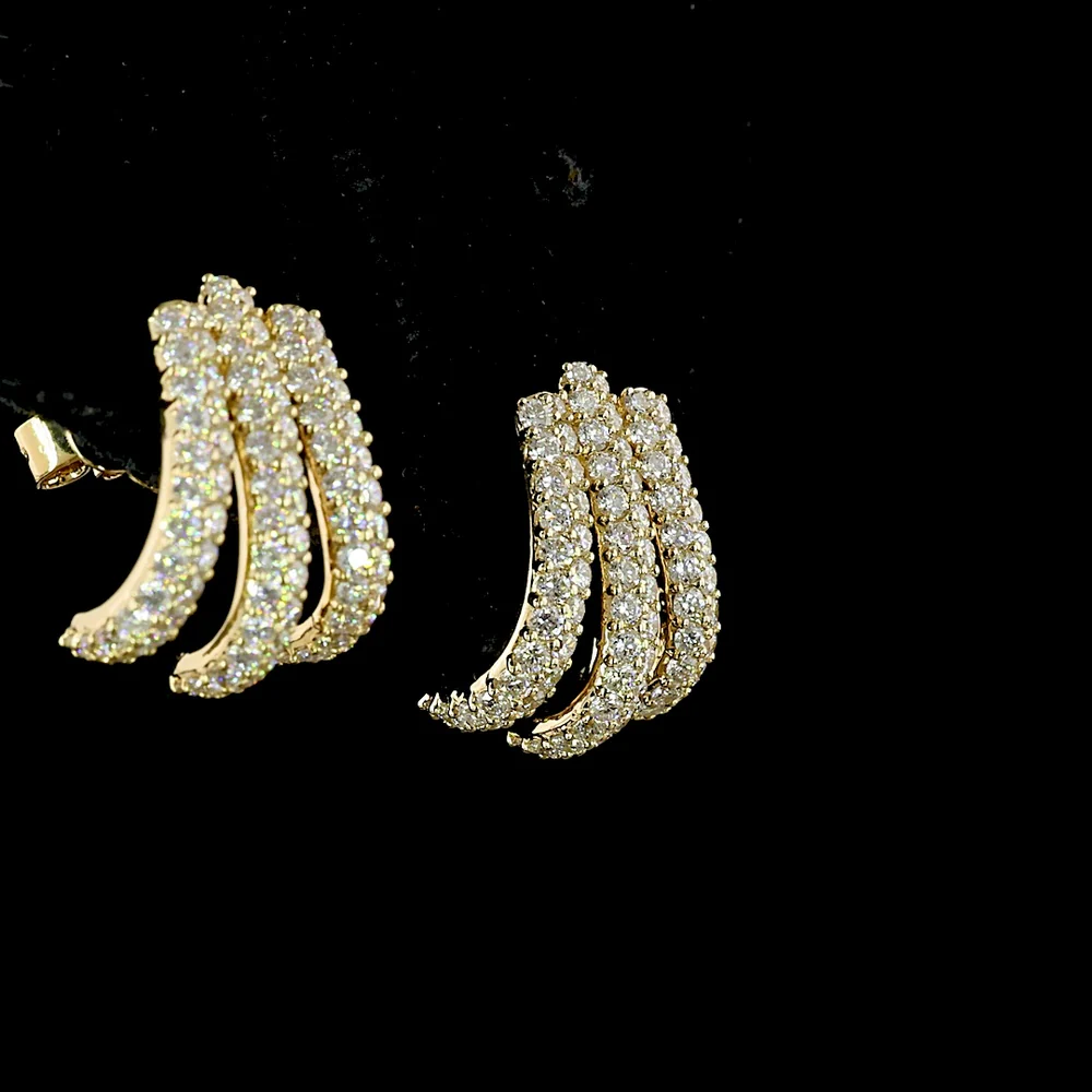 14K Yellow Gold Three-Bar Vertical Drop Earrings with 1.35 Carats Total Weight Lab Diamonds - D VS1 Prong Set Brilliant Round Stones - Covaloro Fine Jewelry - Image 4