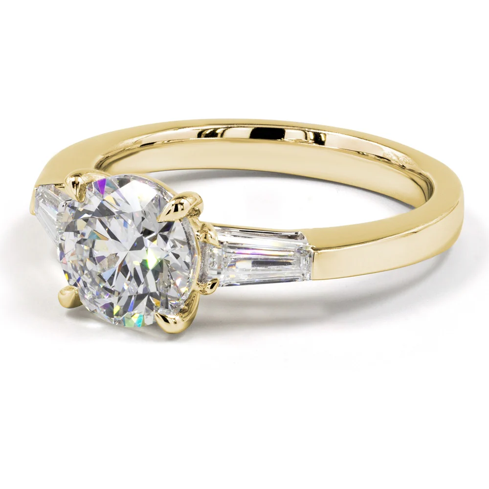 14K Yellow Gold Three Stone Ring with 2.00 Carat Round Lab Diamond and 0.41 Carat Tapered Baguette Lab Diamonds - GIA Certified - Covaloro Fine Jewelry - Image 4