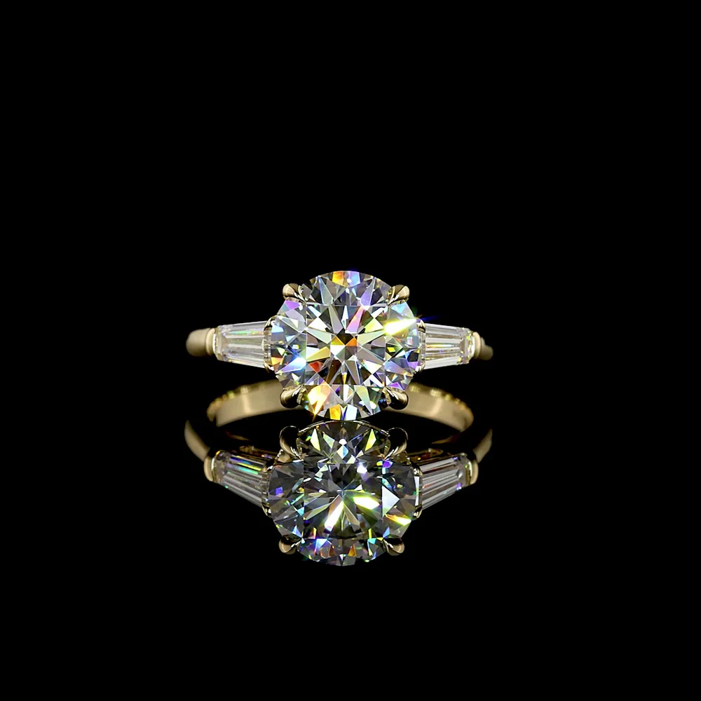 14K Yellow Gold Three-Stone Ring with 3.01 Carat Round Lab Diamond and 0.63 Carat Baguette Side Stones - IGI Certified E-F VVS2 - Covaloro Fine Jewelry
