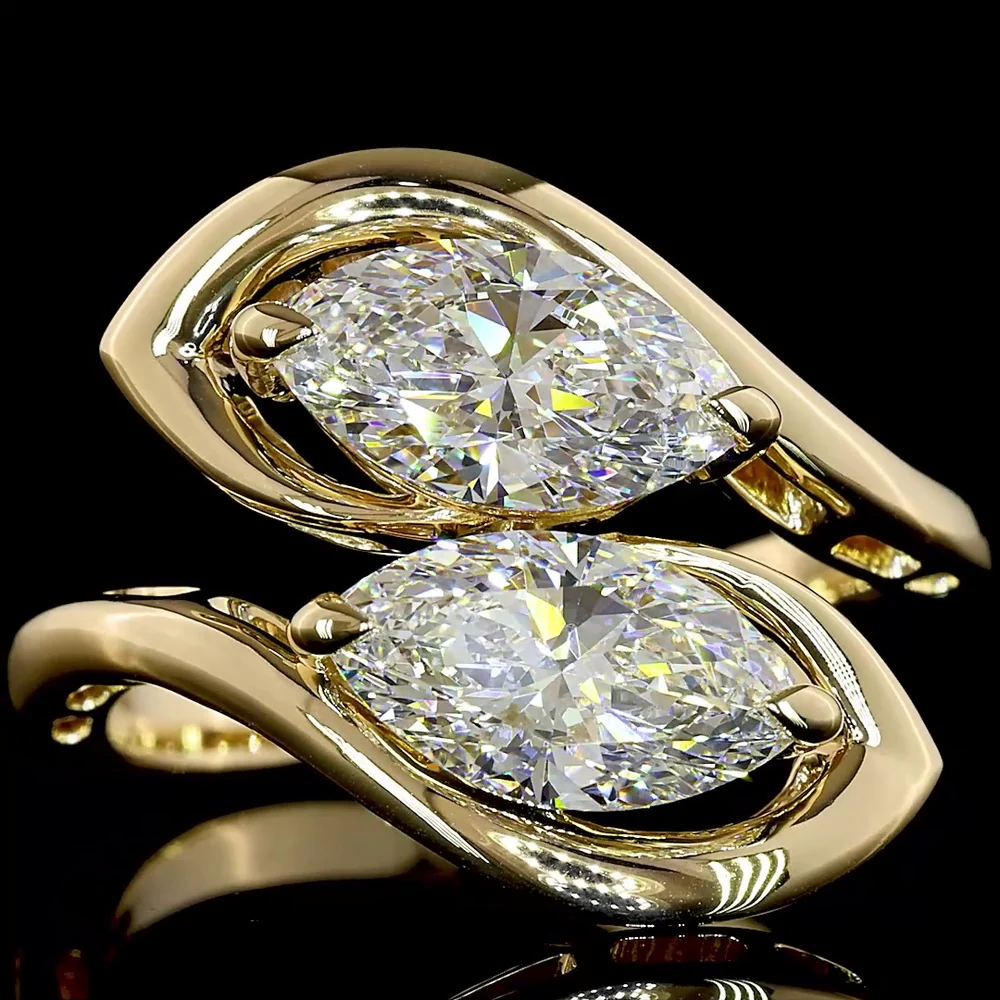 14K Yellow Gold Toi et Moi Ring with Inclined Marquise Cut Lab Diamonds - 1.03 Carats F VVS2 and 1.01 Carats D VS2 - 2.04 Carats Total Diamond Weight - Covaloro Fine Jewelry - Image 2