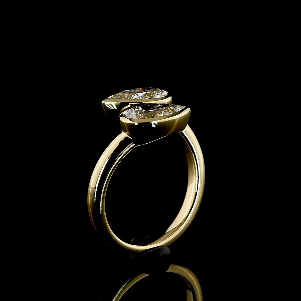 14K Yellow Gold Toi et Moi Ring with Two Pear Shape Lab-Grown Diamonds - 2.04 Carat Total Weight, F Color, VS Clarity, Bezel Set East-West - Covaloro Fine Jewelry - Image 4