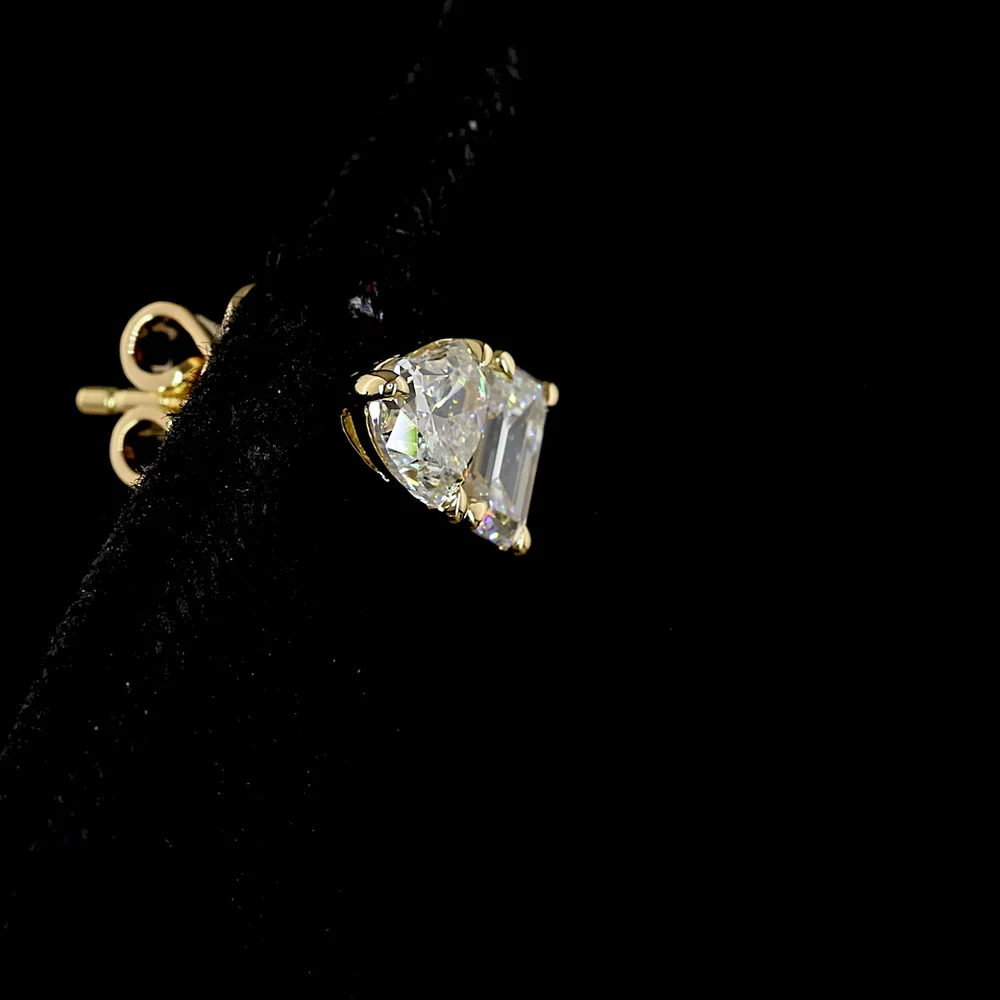 14K Yellow Gold Toi et Moi Stud Earrings with Emerald Cut and Heart Shape Lab Diamonds - 1.56 Carat Total Weight - Covaloro Fine Jewelry - Image 4