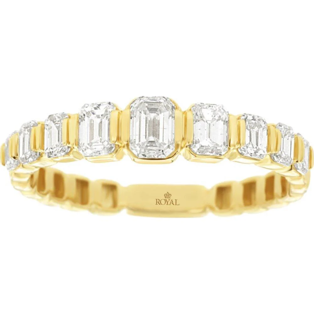 14K Yellow Gold Wedding Band with Graduated Emerald Cut Diamonds - 1.00 Carat Total Diamond Weight - Royal Jewelry