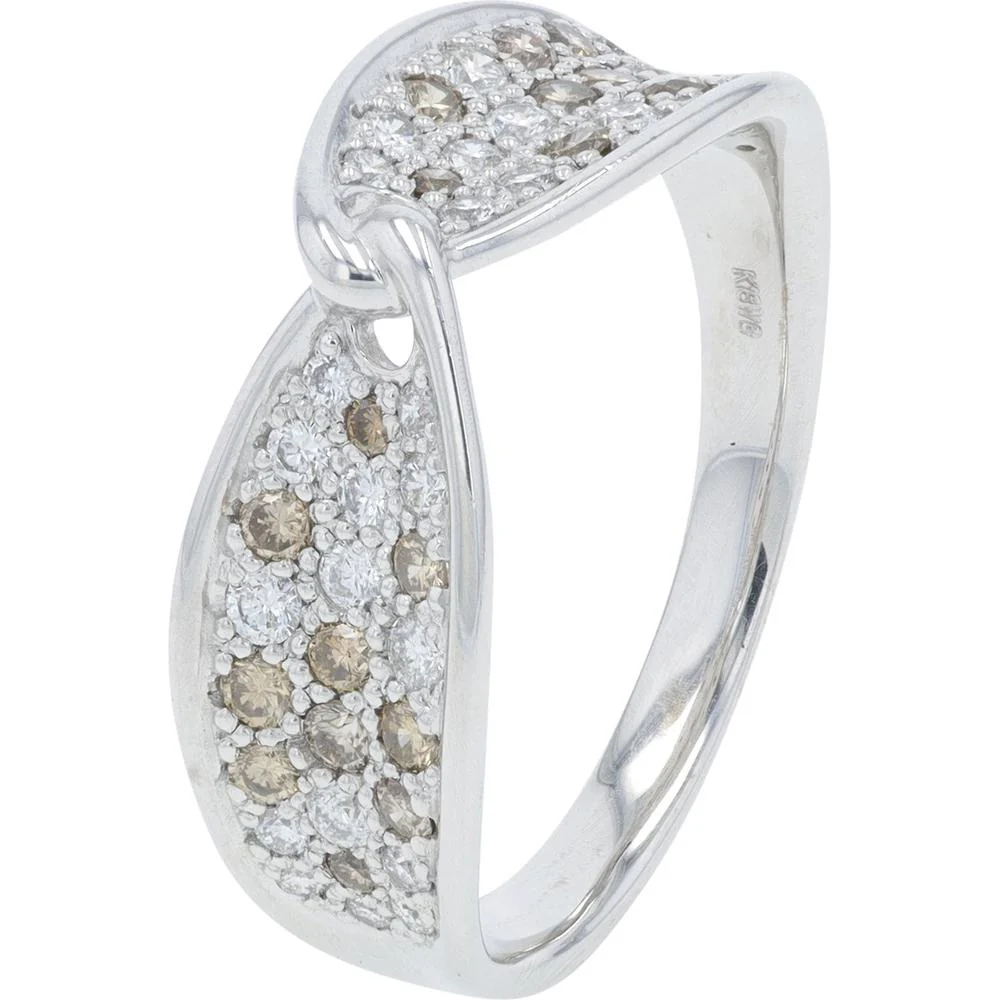 18K White Gold 0.73 Carat Total Weight Diamond Ring with Milgrain Detailing and Brilliant Diamonds