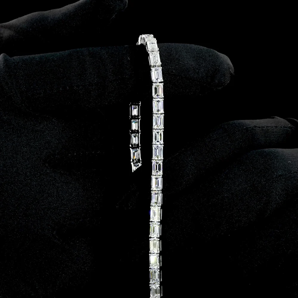 18K White Gold 7" Tennis Bracelet with East-West Prong Set Emerald Cut Lab Diamonds - 10.33 Carats Total Diamond Weight - Covaloro Fine Jewelry - Image 4