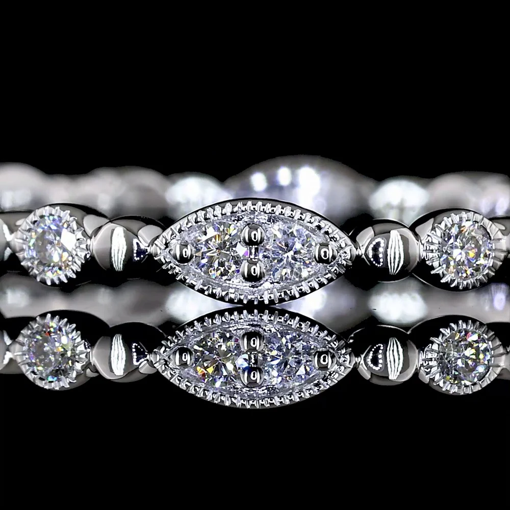18K White Gold Alternating Eternity Band with Round Brilliant Cut Lab Diamonds - 0.21 Carats Total Diamond Weight - Covaloro Fine Jewelry - Image 2