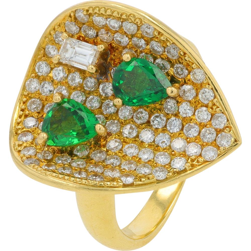 18K Yellow Gold 0.874 Carat Pear - Shaped Green Garnet Ring with 1.14 Carat Pavé Diamonds
