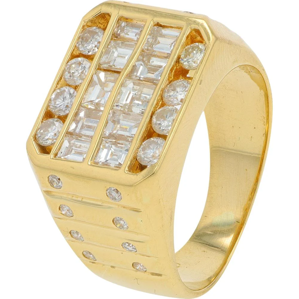 18K Yellow Gold 1.80 Carat Diamond Ring with Baguette and Round Diamonds - A Modern Luxury Statement Piece