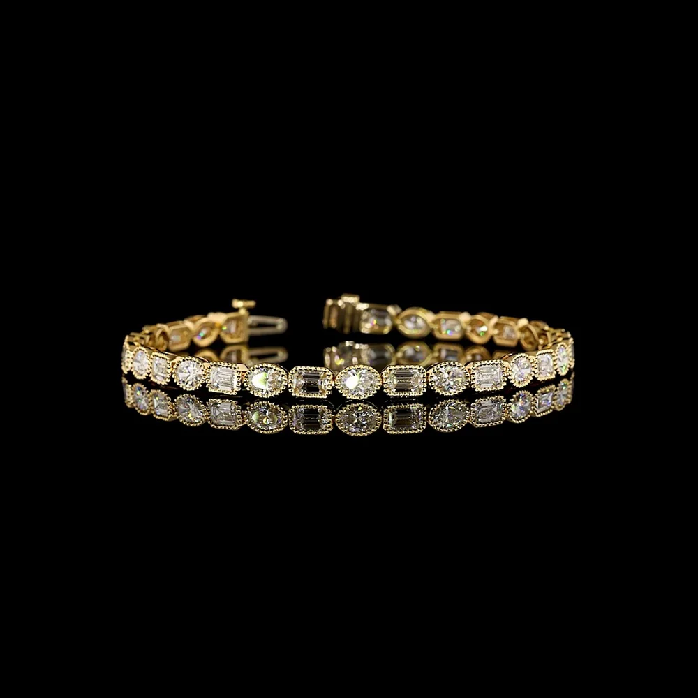 18K Yellow Gold 7.37 Carats Tennis Bracelet with Alternating Bezel-Set Oval and Emerald Cut Lab Diamonds - E-F VS Clarity - Covaloro Fine Jewelry