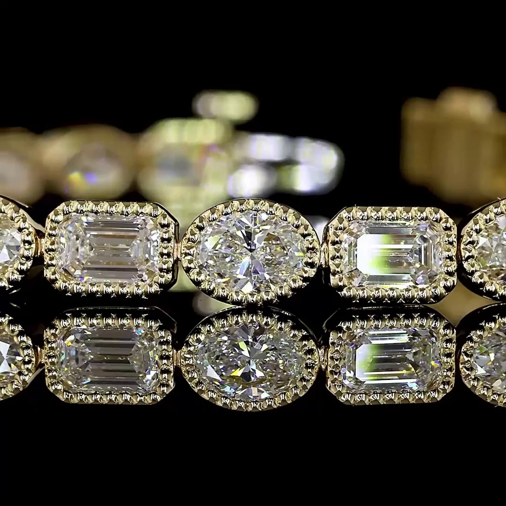 18K Yellow Gold 7.52 Carat East-West Tennis Bracelet with Alternating Emerald and Oval Cut Lab Diamonds in Bezel Settings - Covaloro Fine Jewelry - Image 2