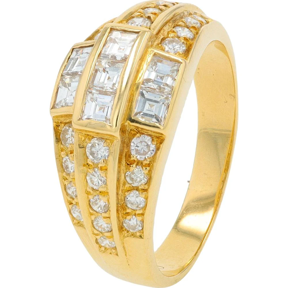 18K Yellow Gold Diamond Ring with Square - Cut Diamonds - 1.00 Carat Total Diamond Weight