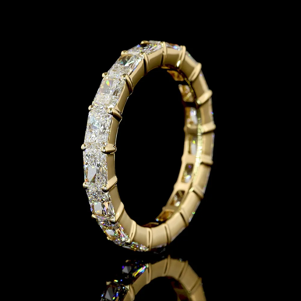 18K Yellow Gold East-West Eternity Band with Radiant Cut Lab Diamonds - 2.58 Carats Total Diamond Weight - Covaloro Fine Jewelry - Image 4