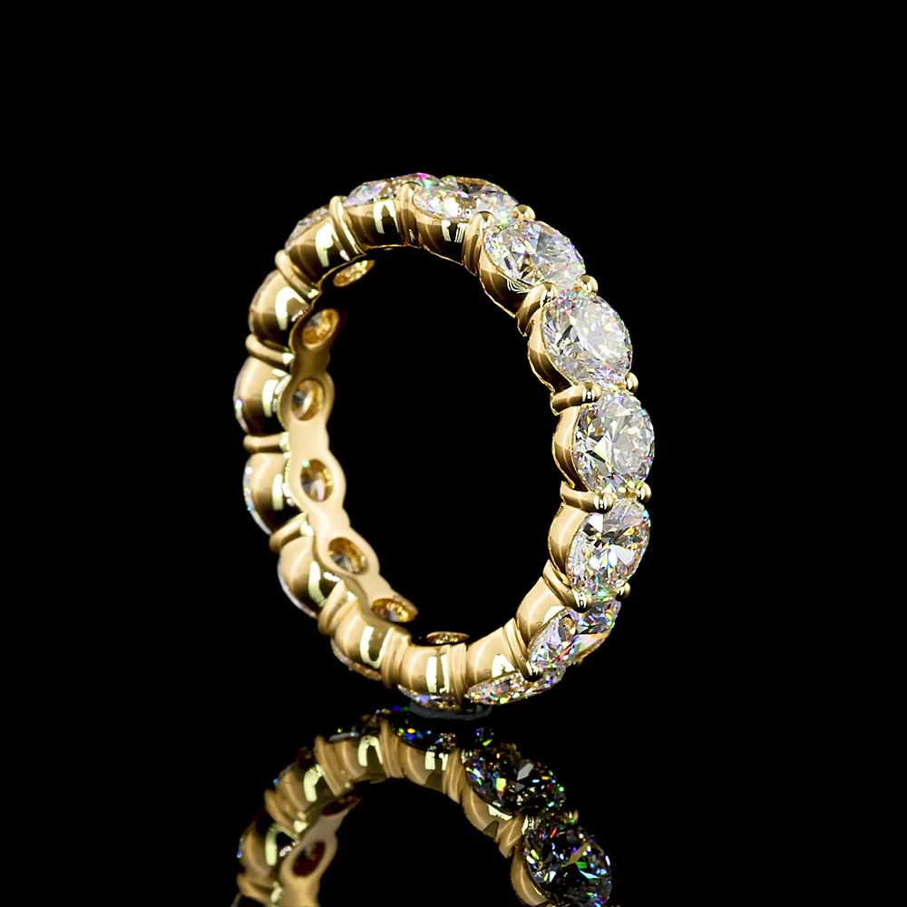 18K Yellow Gold Eternity Band with 15 Prong-Set Round Lab Diamonds - 4.17 Carat Total Weight, E-F Color VS1 Clarity - Covaloro Fine Jewelry - Image 3