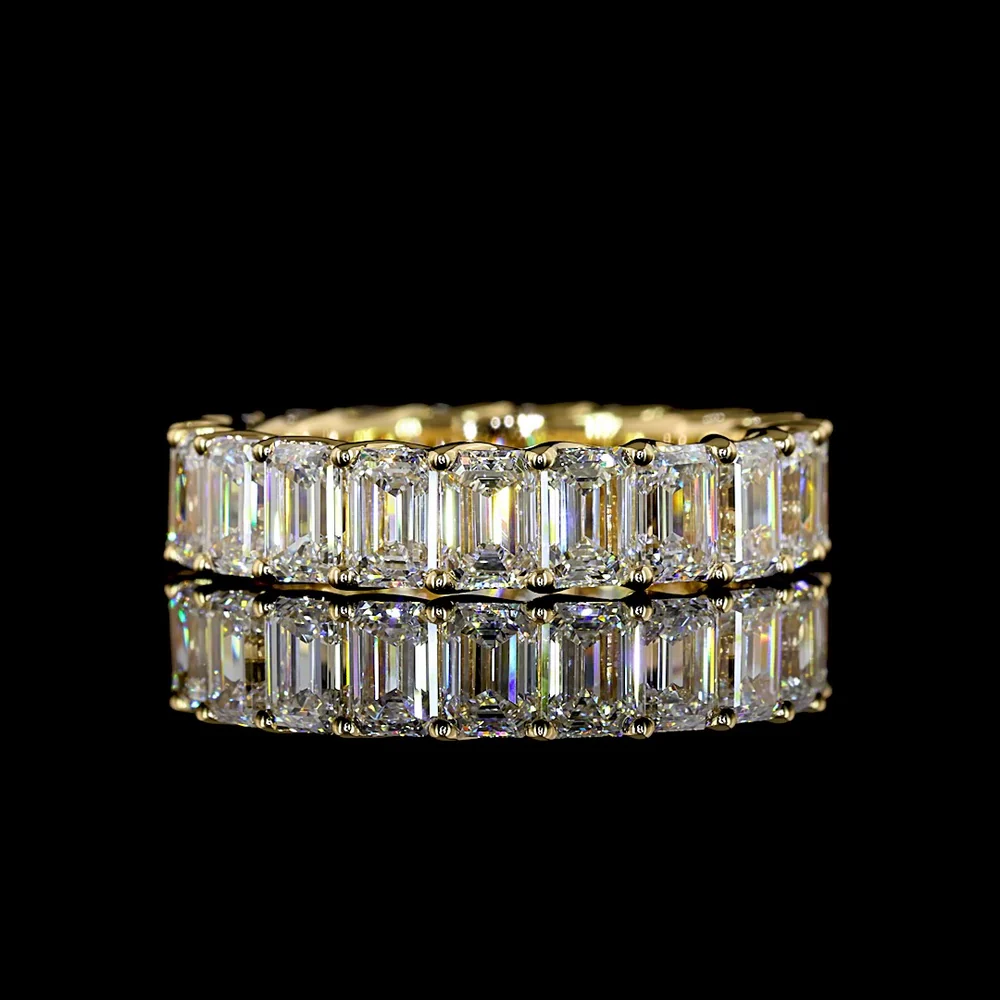 18K Yellow Gold Eternity Band with 21 Emerald Cut Lab Diamonds - 5.33 Carats Total Diamond Weight, E-F Color, VS1 Clarity - Covaloro Fine Jewelry